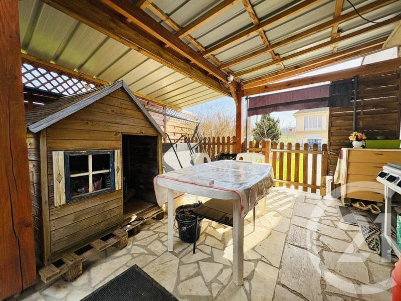 Maison - 90 m² - 4 pièces