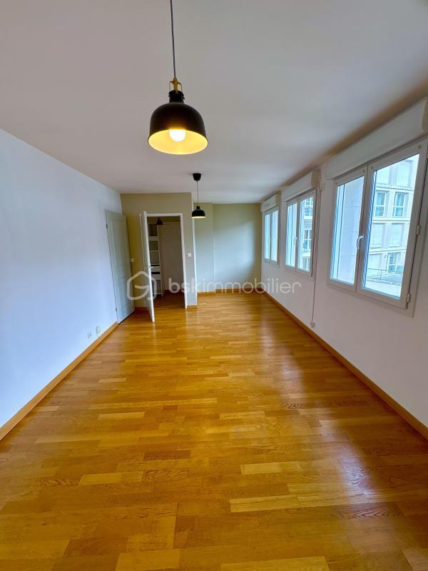 Maison de ville - 192 m² - 7 pièces