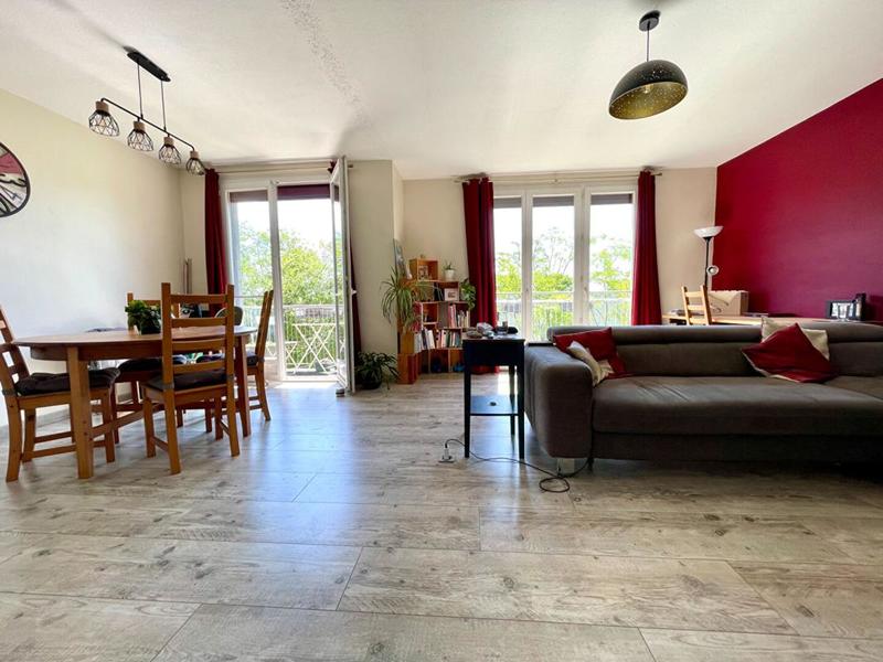 Appartement - 70 m² - 3 pièces