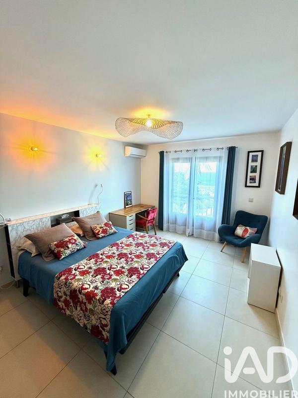 Maison - 180 m² - 6 pièces