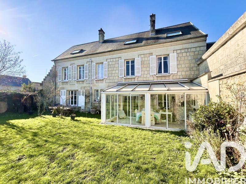 Maison - 230 m² - 8 pièces