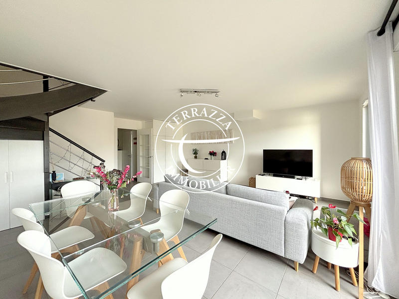 Duplex - 96 m² - 5 pièces