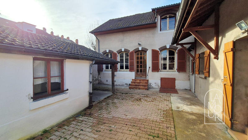 Maison ancienne - 137 m² - 6 pièces