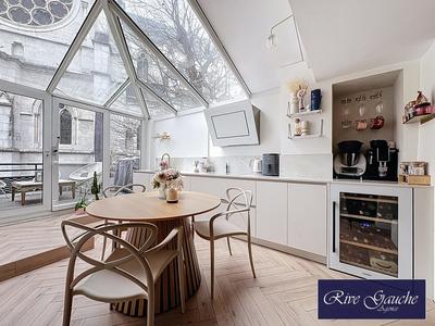 Appartement - 82 m² - 4 pièces