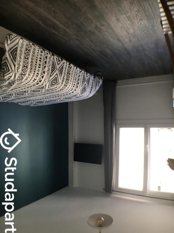 Chambre - 9 m² - 1 pièce