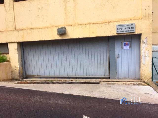 Parking / Garage - 16 m²