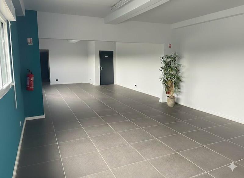 Local d'activité / Entrepôt - 350 m²