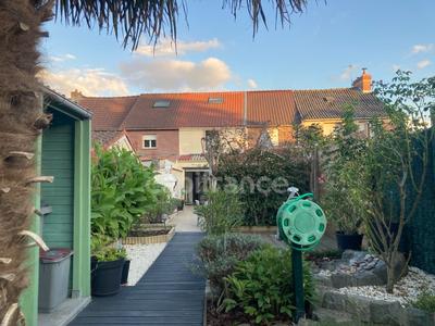 Maison - 92 m² - 5 pièces