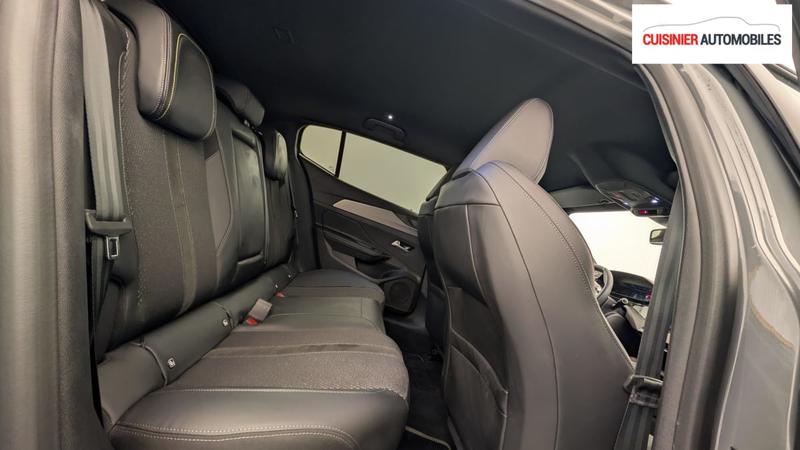 Peugeot 408 Hybrid 145 e-Dcs6 Gt