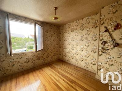 Maison - 92 m² - 5 pièces