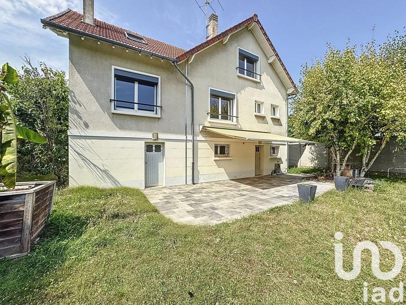 Maison - 140 m² - 6 pièces