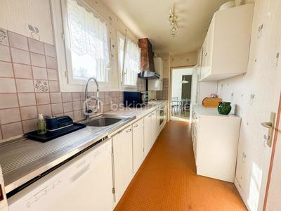 Maison - 95 m² - 4 pièces