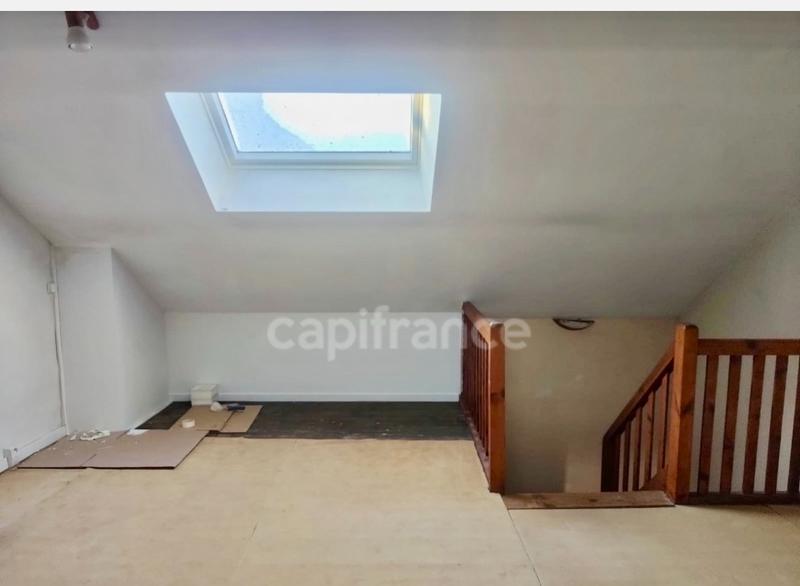 Maison - 93 m² - 5 pièces