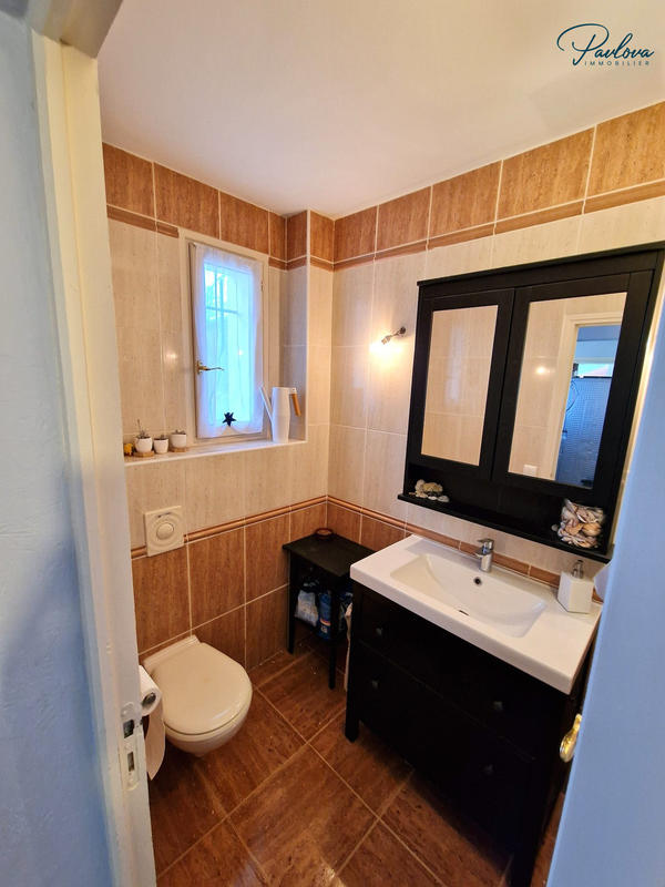 Maison traditionnelle - 128 m² - 5 pièces