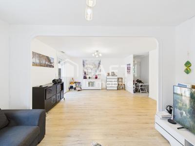 Maison - 106 m² - 5 pièces