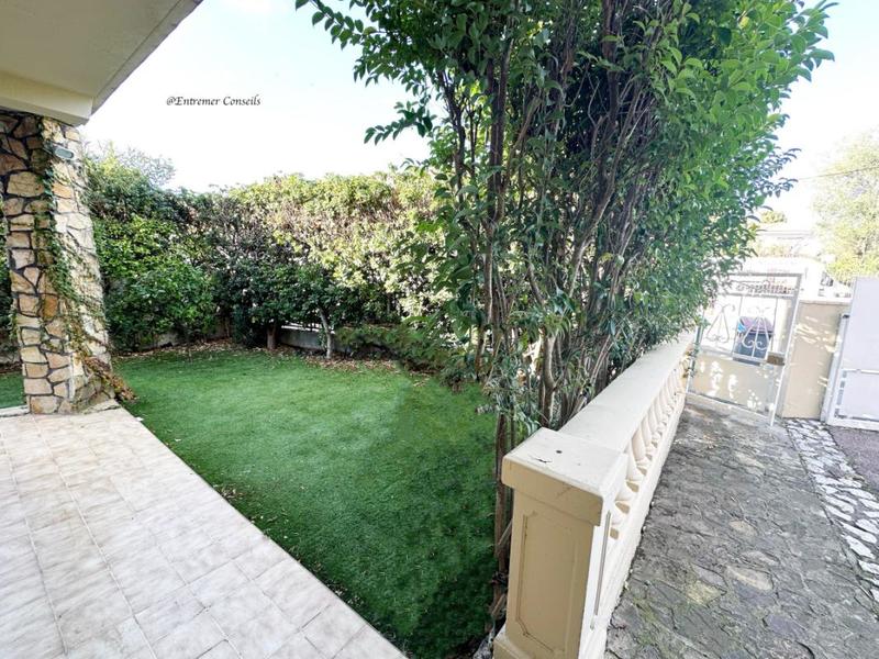 Maison - 194 m² - 6 pièces