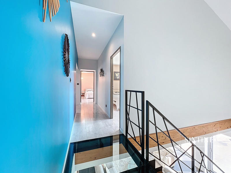 Ferme - 302 m² - 8 pièces