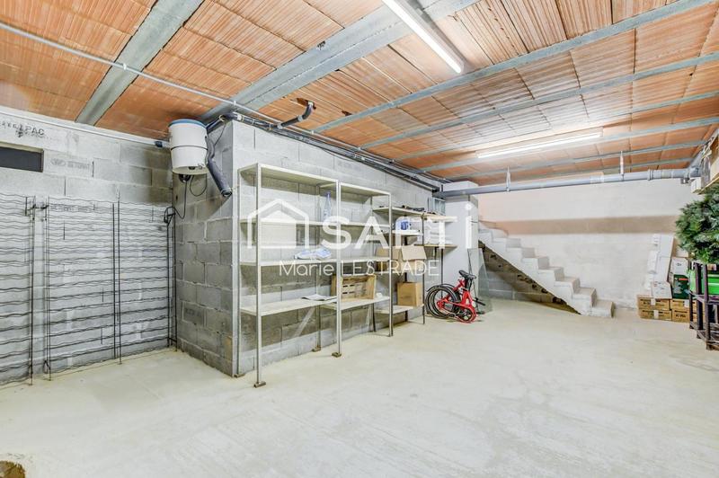 Maison - 189 m² - 6 pièces