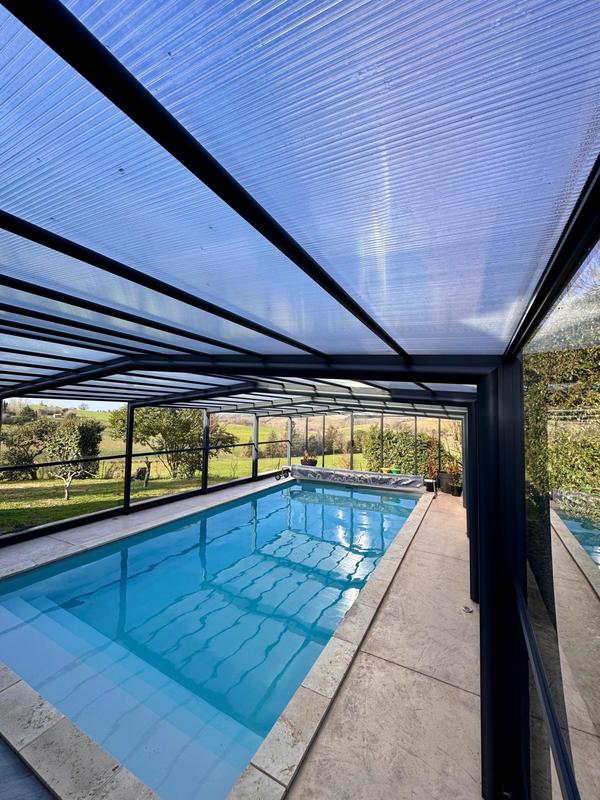 Maison - 250 m² - 7 pièces