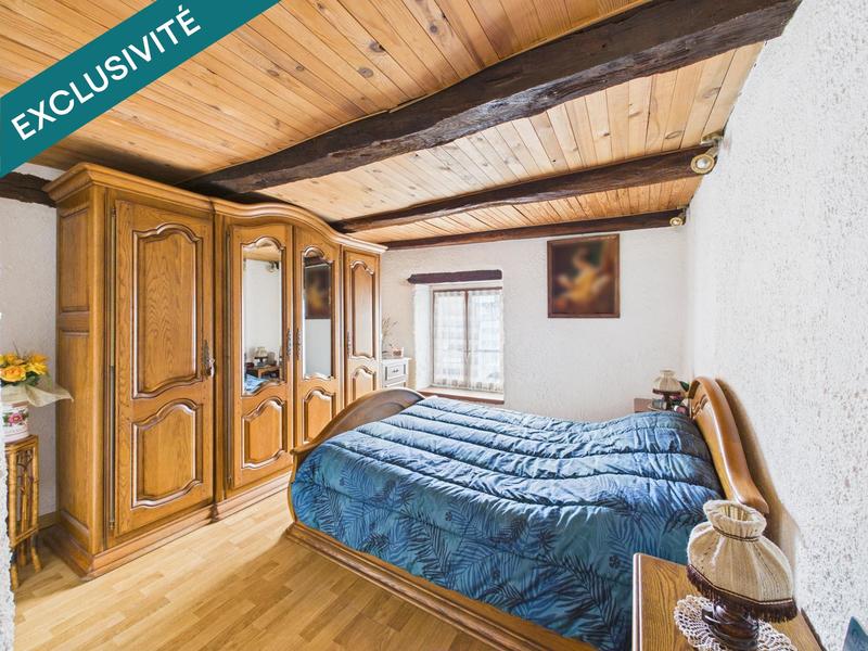 Maison - 93 m² - 5 pièces