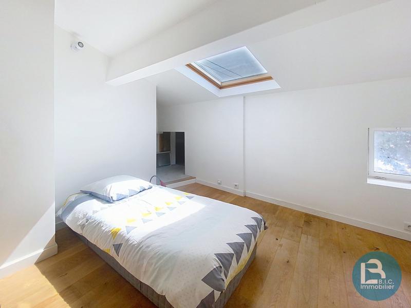 Appartement - 103 m² - 4 pièces