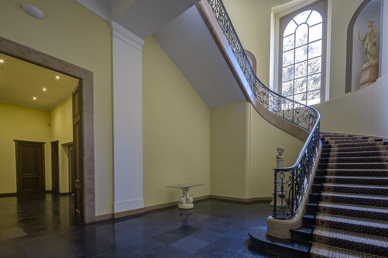 Appartement - 102 m² - 2 pièces