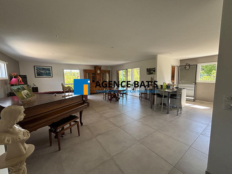 Maison - 123 m² - 5 pièces