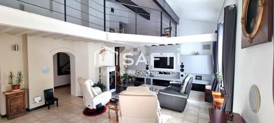 Maison - 290 m² - 7 pièces