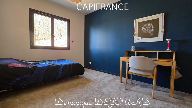 Maison - 184 m² - 7 pièces