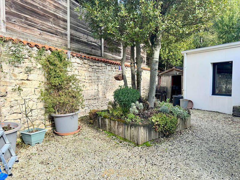 Maison - 102 m² - 4 pièces