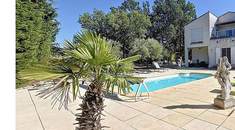 Maison - 163 m² - 6 pièces