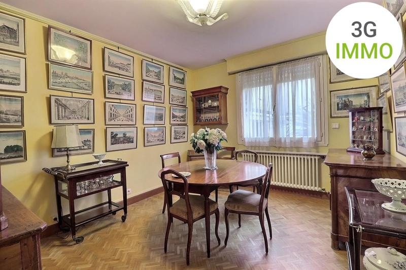 Appartement - 125 m² - 5 pièces