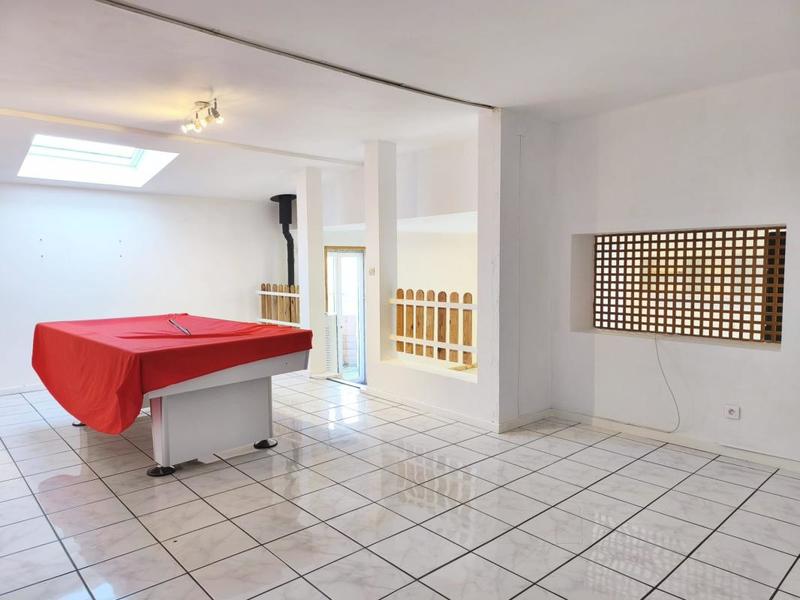 Appartement - 99 m² - 4 pièces