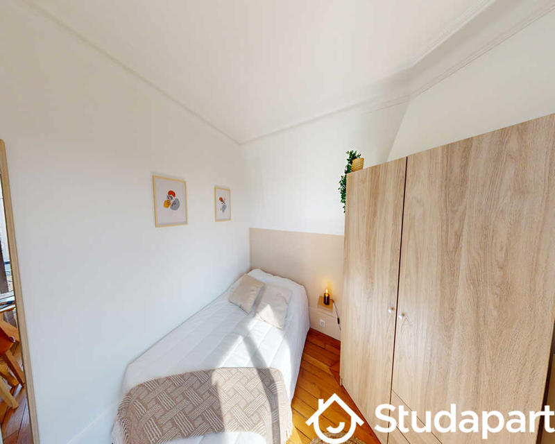 Chambre - 50 m² - 1 pièce