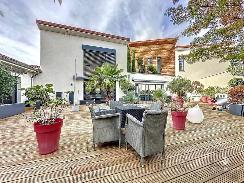 Appartement - 320 m² - 6 pièces