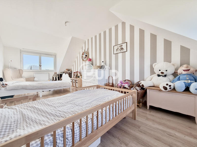 Maison - 114 m² - 8 pièces