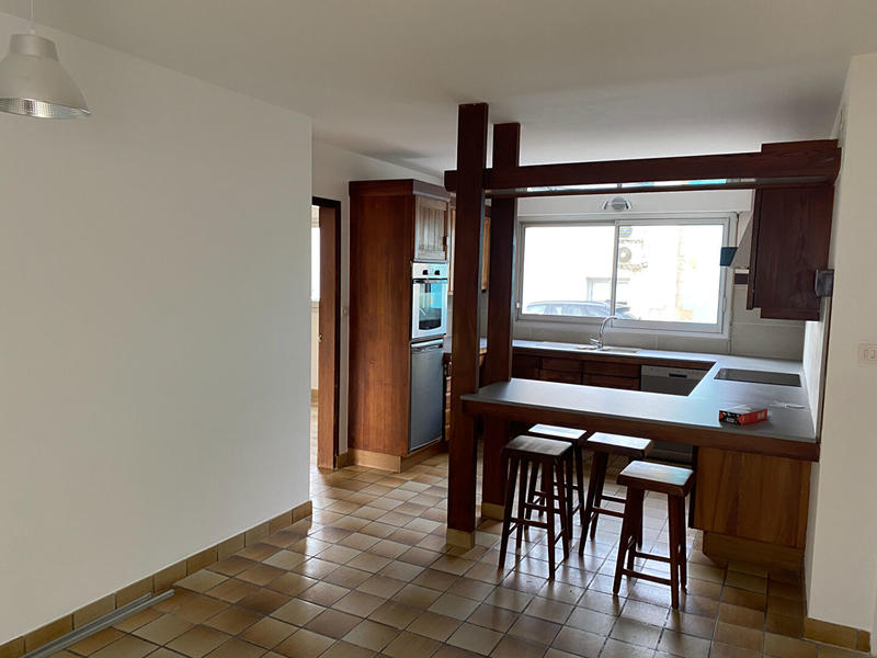 Maison - 96 m² - 4 pièces
