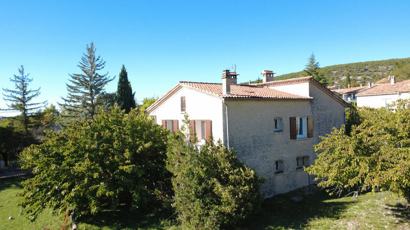 Maison - 141 m² - 6 pièces