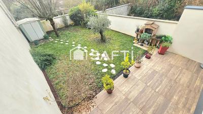 Maison - 184 m² - 10 pièces