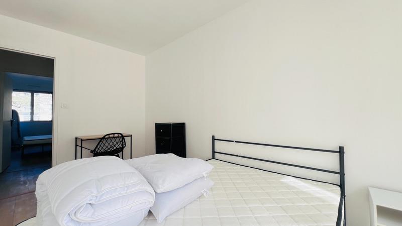 Appartement - 97 m² - 6 pièces