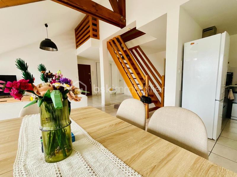 Appartement - 79 m² - 4 pièces