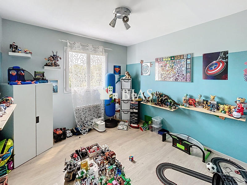 Maison contemporaine - 192 m² - 8 pièces