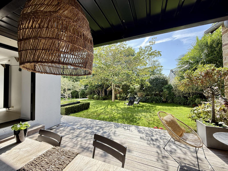 Maison - 218 m² - 7 pièces