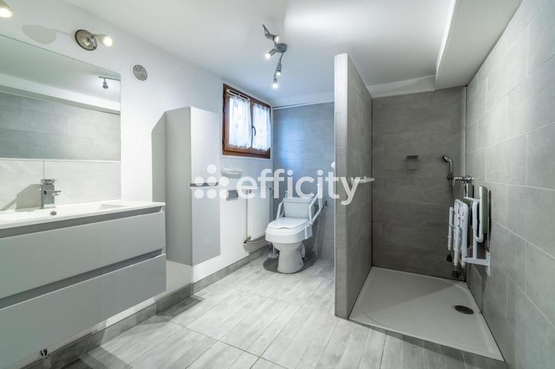 Pavillon - 90 m² - 4 pièces