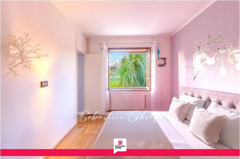 Maison - 97 m² - 5 pièces