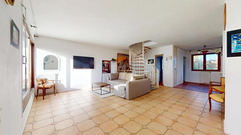 Duplex - 113 m² - 5 pièces