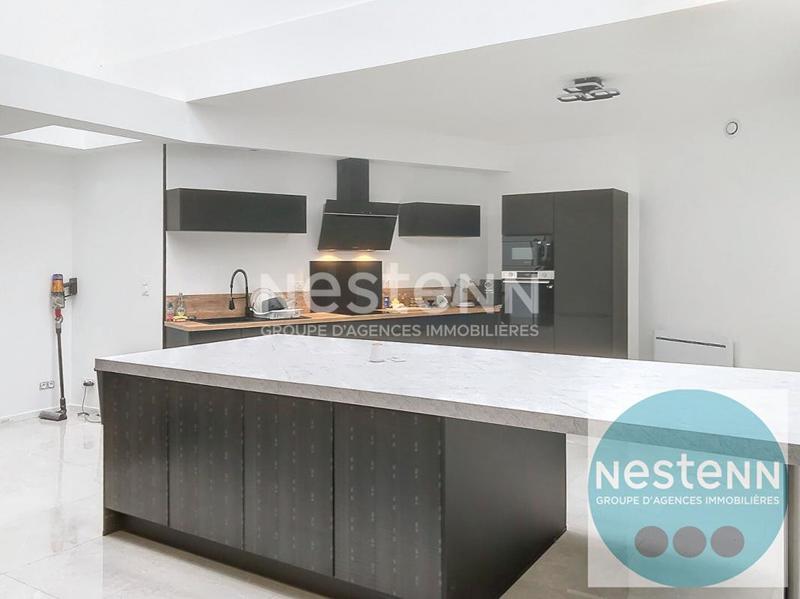 Loft - 366 m² - 6 pièces