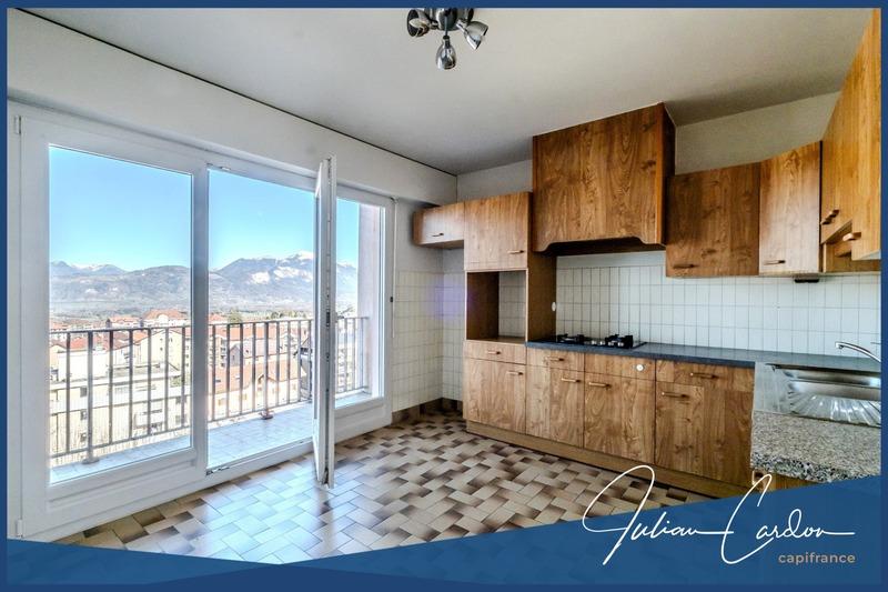 Appartement - 82 m² - 3 pièces