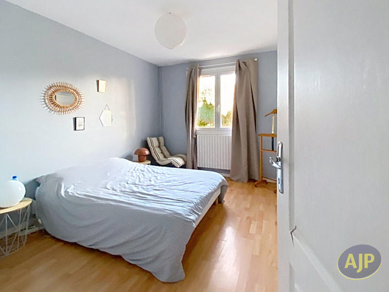 Maison - 195 m² - 6 pièces