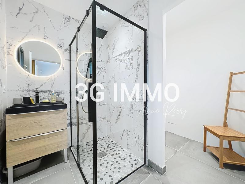 Maison - 122 m² - 4 pièces